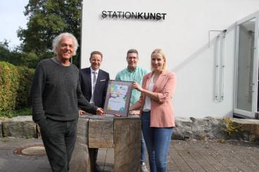 Salzkotten stellt „Kulturelles Aushängeschild der Region“ - Ausstellungsraum STATIONKUNST erhält 2.000 Euro