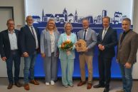 (v.l. Martin Westermeier, Ralf Bartelsmeier, Lisa Meschede, Anja und Thomas Peitzmeier, Bürgermeister Ulrich Berger, Michael Rölleke)