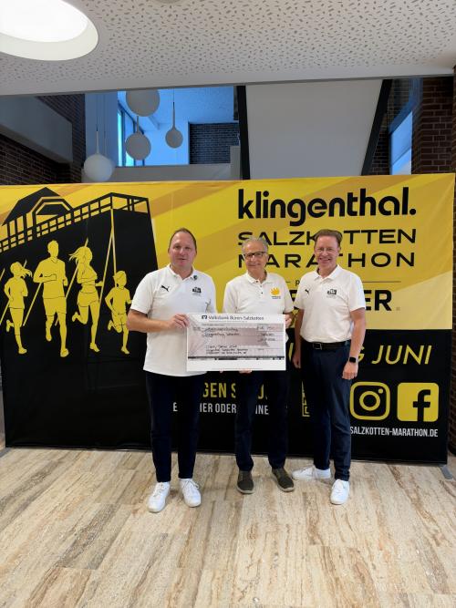 Klingenthal Salzkotten Marathon unterstützt Bürgerstiftung mit 750 Euro - Jährlich wechselnder Charity-Partner profitiert vom Engagement der Läuferinnen und Läufer
